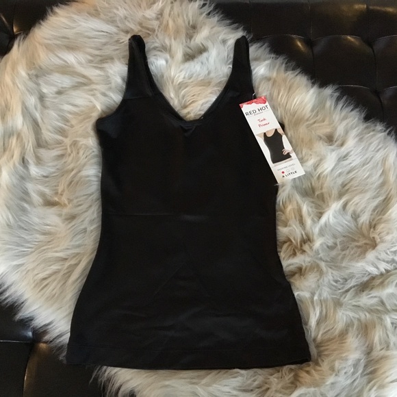 Spanx Red Hot Tops - Spanx Reversible Neckline Tank Top Medium Black